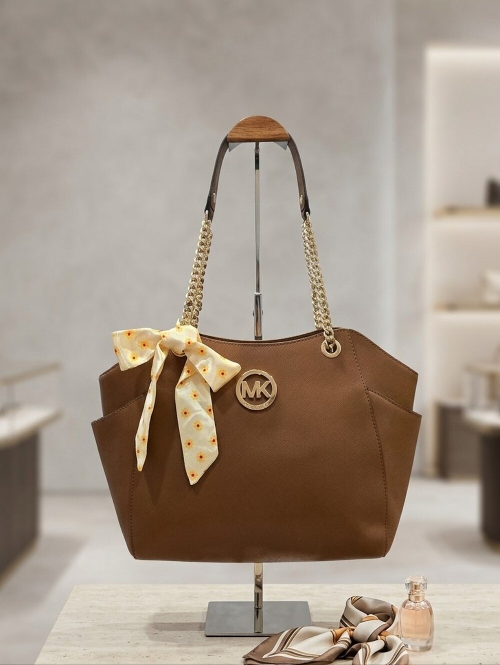 Michael Kors Jet Set Travel Large Chain Shoulder Tote | Luggage | NWT + COA